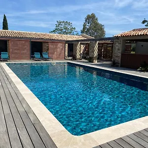 Magnifique Avec Piscine Au Coeur Des Vignes , Cogolin France
